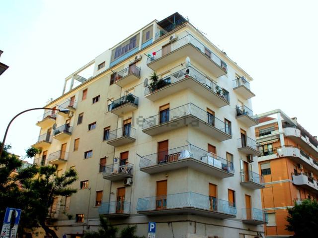 Appartamento in vendita di 75 m² in Via Luigi Zuppetta, 34