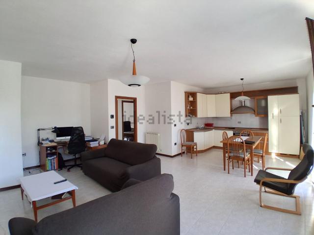 Appartamento in vendita di 75 m² in Via Luigi Savoia, 8