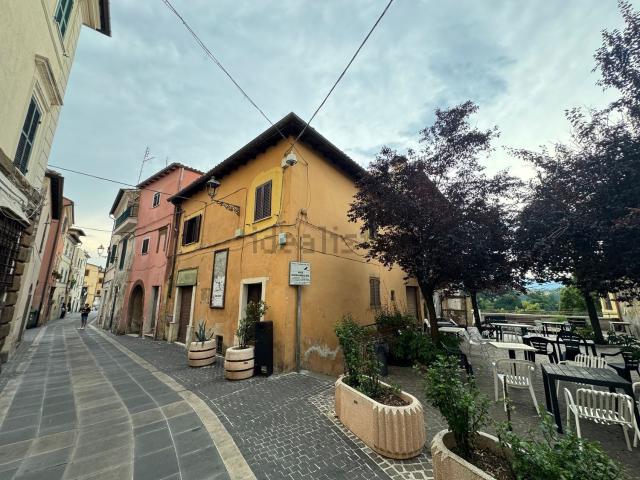 Appartamento in vendita di 75 m² in Via Maestra
