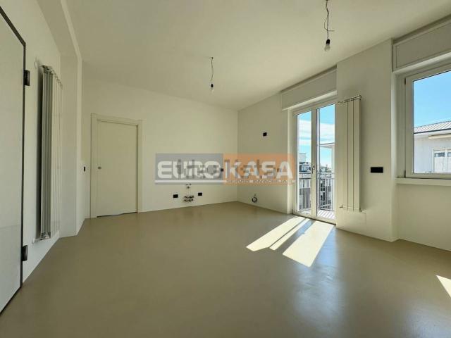 Appartamento in vendita di 75 m² in Via Martiri di Cefalonia, 4