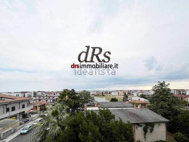 Appartamento in vendita di 75 m² in Via Marche, 7