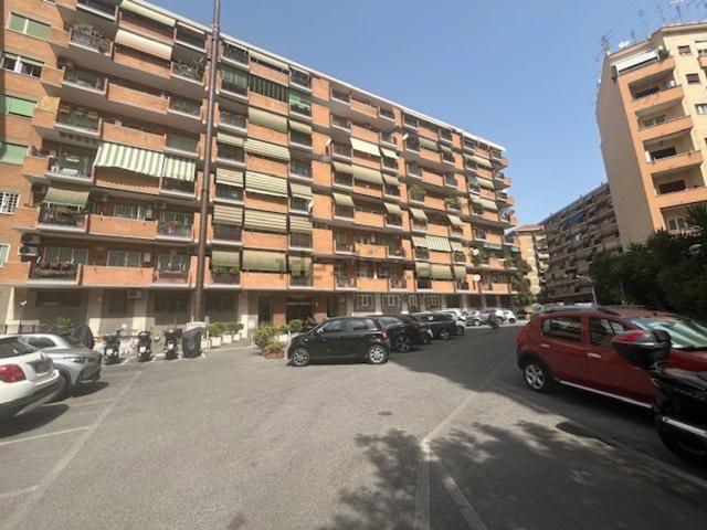 Appartamento in vendita di 75 m² in Via Mario Menghini, 34