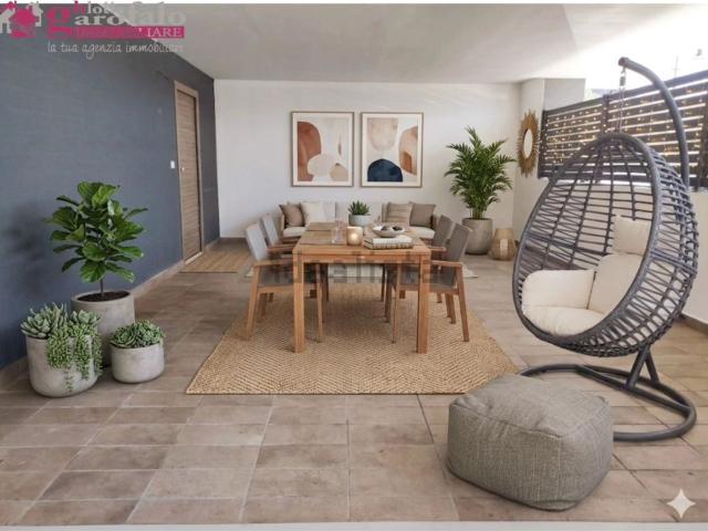 Appartamento in vendita di 75 m² in Via Messina, 8