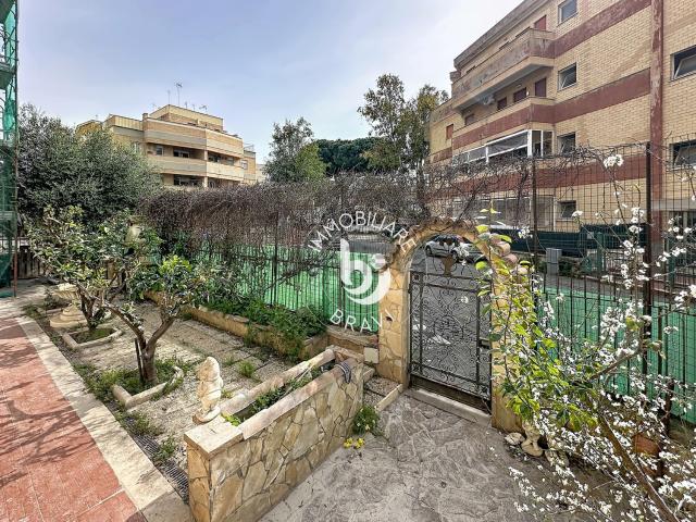 Appartamento in vendita di 75 m² in Via Monte Bianco