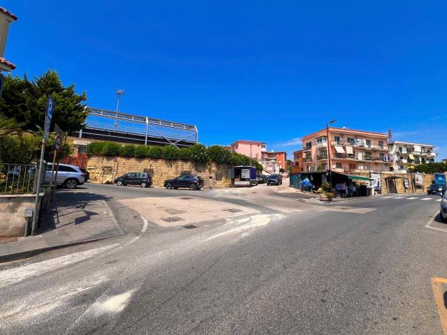Appartamento in vendita di 75 m² in Via Monte Nuovo Licola Patria