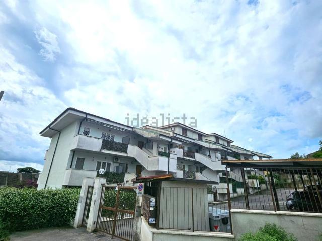 Appartamento in vendita di 75 m² in Via Monte Sempione