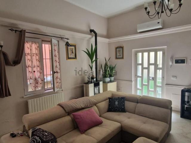Appartamento in vendita di 75 m² in Via Montebello, 1