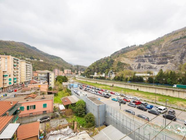 Appartamento in vendita di 75 m² in Via Molassana