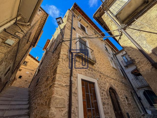 Appartamento in vendita di 75 m² in Via Municipio
