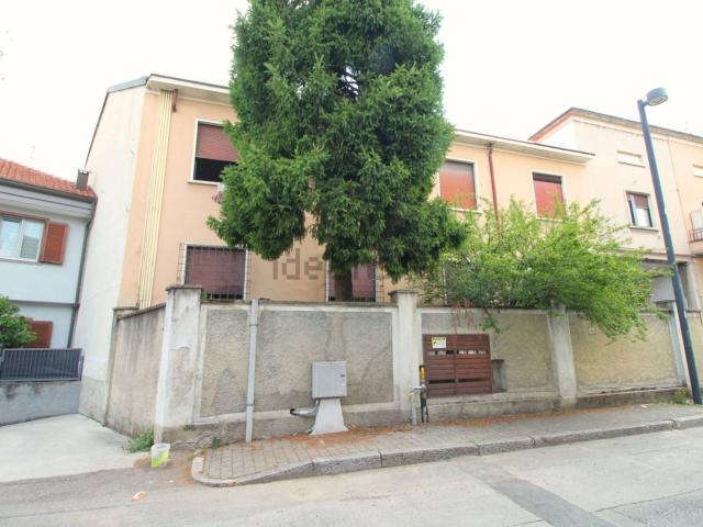 Appartamento in vendita di 75 m² in Via Napoli, 18