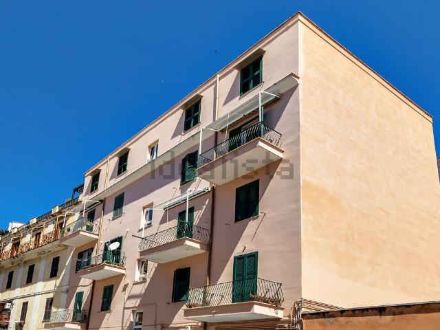 Appartamento in vendita di 75 m² in Via Nazario Sauro, 1