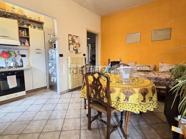 Appartamento in vendita di 75 m² in Via Nizza