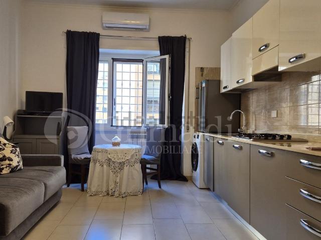 Appartamento in vendita di 75 m² in Via Oderisi da Gubbio, 272