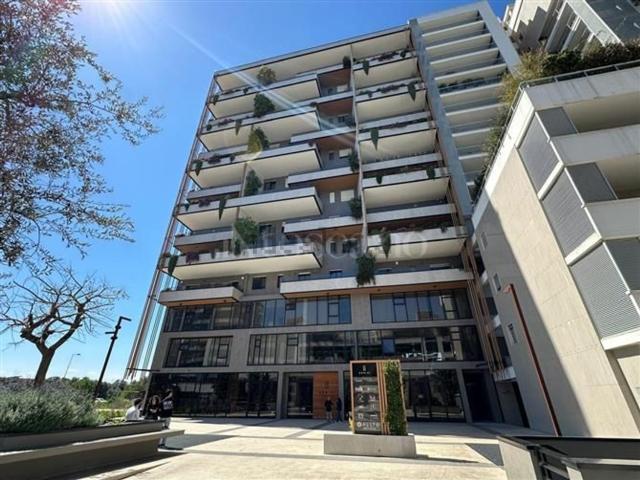 Appartamento in vendita di 75 m² in Via Orfeo Mazzitelli
