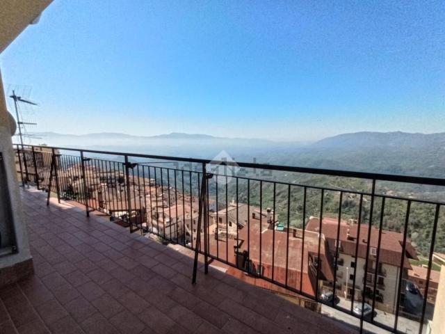 Appartamento in vendita di 75 m² in Via Padre Giuseppe Spoletini, 5
