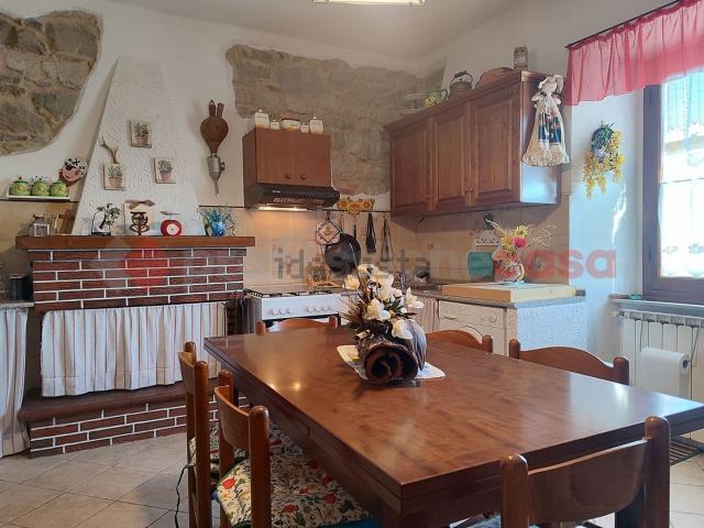 Appartamento in vendita di 75 m² in Via per Monteperpoli, 1