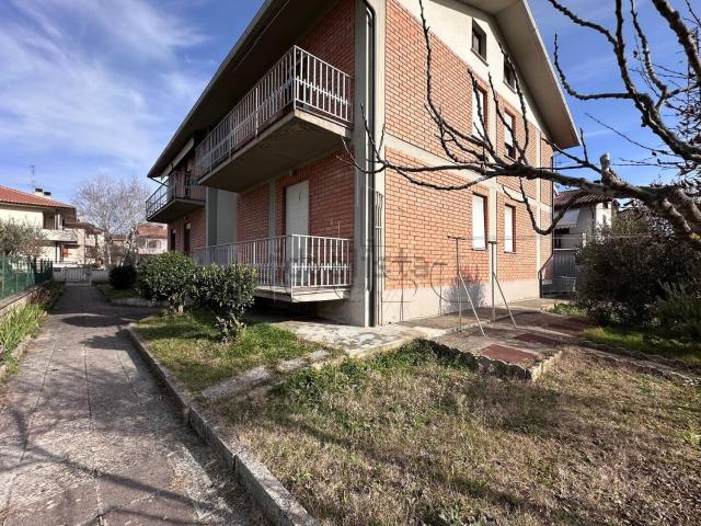 Appartamento in vendita di 75 m² in Via Pierleoni
