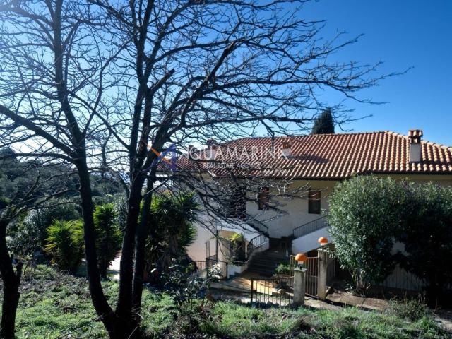 Appartamento in vendita di 75 m² in Via Pisciavina