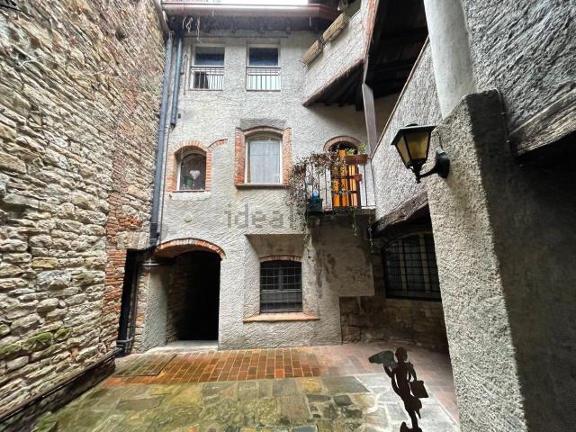 Appartamento in vendita di 75 m² in Via Porta Dipinta