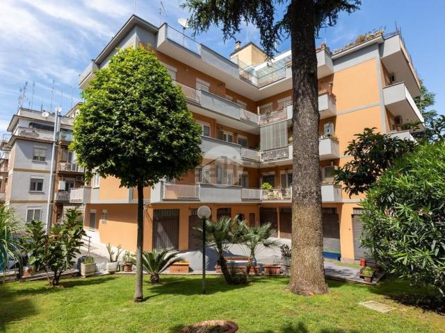 Appartamento in vendita di 75 m² in Via Portuense, 667