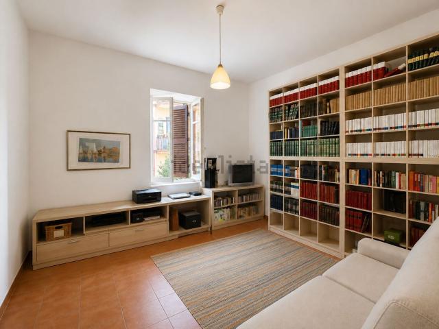 Appartamento in vendita di 75 m² in Via Prospero Santacroce, 175