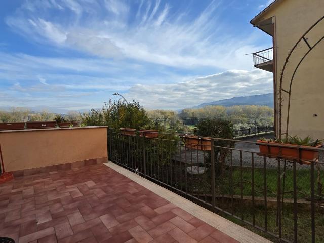 Appartamento in vendita di 75 m² in Via Reggio Emilia