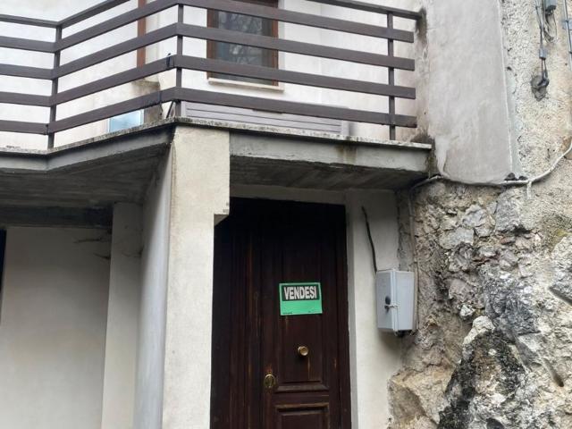 Appartamento in vendita di 75 m² in Via Roma, 2