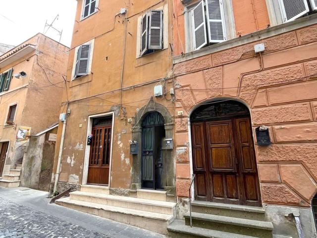 Appartamento in vendita di 75 m² in Via Roma, 46