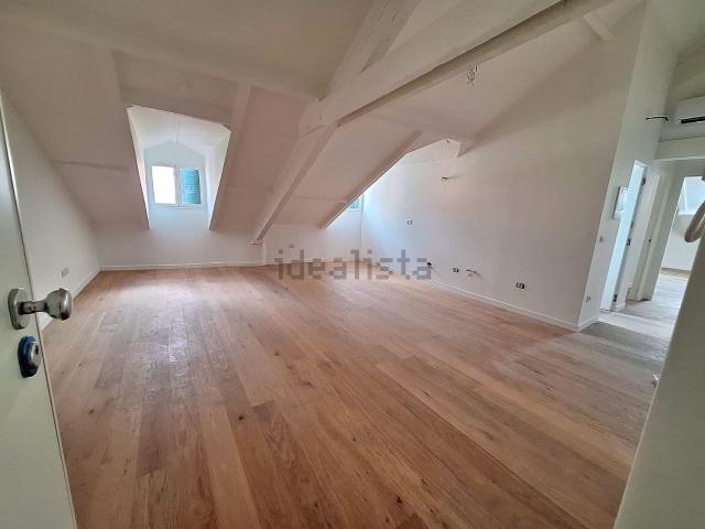 Appartamento in vendita di 75 m² in Via Roma