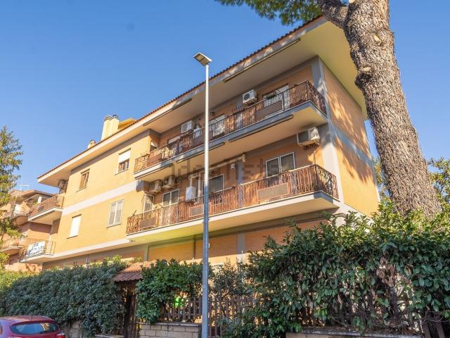 Appartamento in vendita di 75 m² in Via Rometta, 8