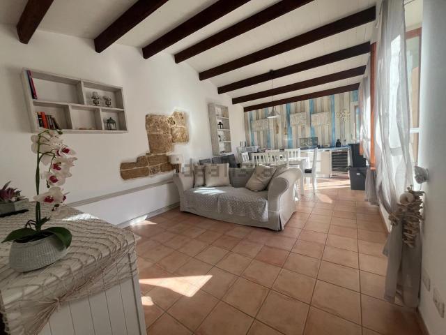 Appartamento in vendita di 75 m² in Via Santa Barbara