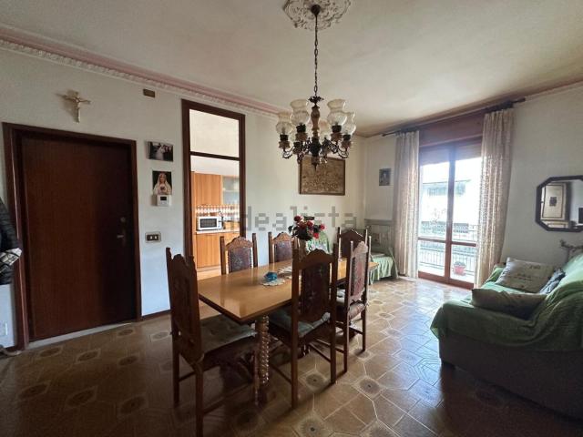 Appartamento in vendita di 75 m² in Via San Bernardo da Chiaravalle, 15