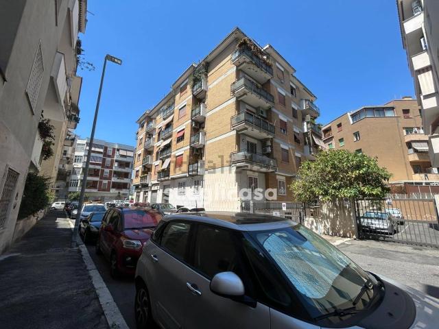 Appartamento in vendita di 75 m² in Via Salistri Crisostomo, 13