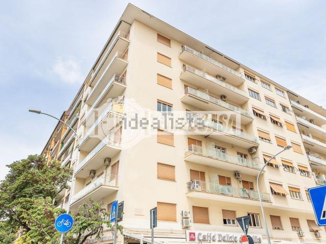 Appartamento in vendita di 75 m² in Via Statilio Ottato