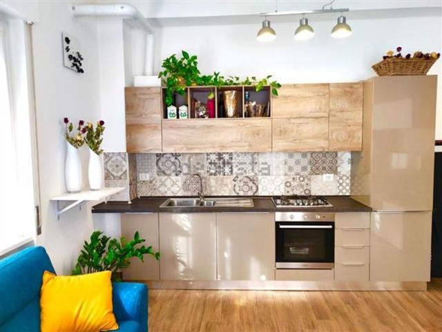 Appartamento in vendita di 75 m² in Via Stresa