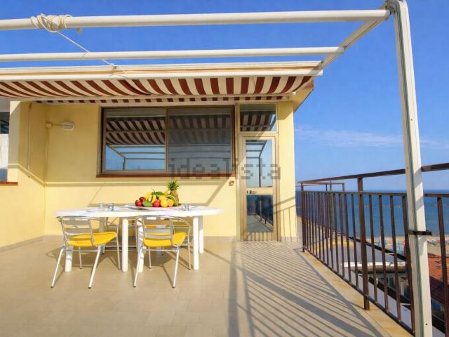 Appartamento in vendita di 75 m² in Viale Mar Adriatico, 25