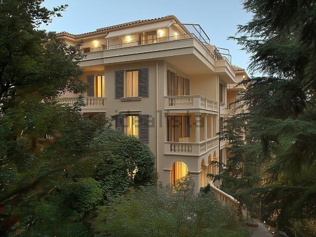 Appartamento in vendita di 75 m² in Viale Martiri della Libertà, 14