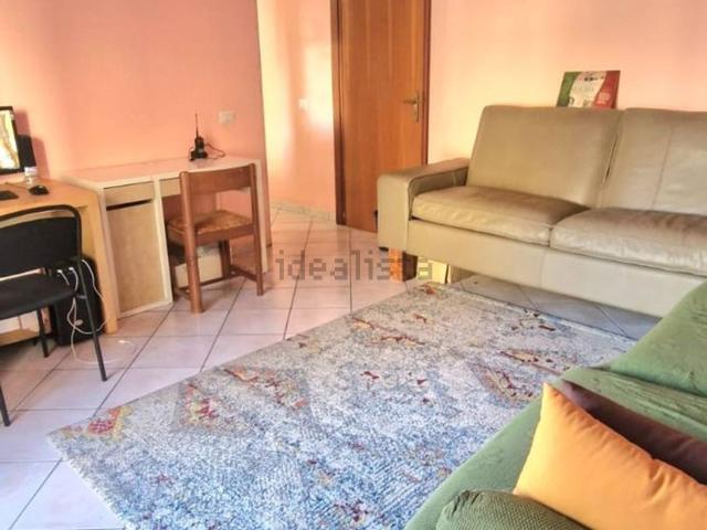 Appartamento in vendita di 75 m² in Viale della Regione, 25