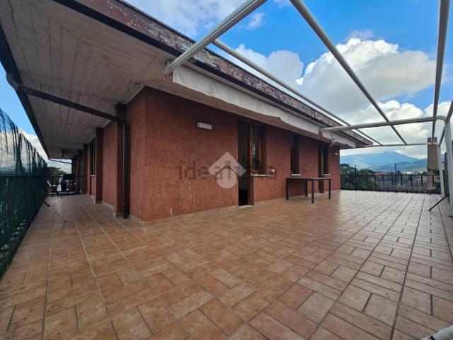 Appartamento in vendita di 75 m² in Viale Firenze, 4