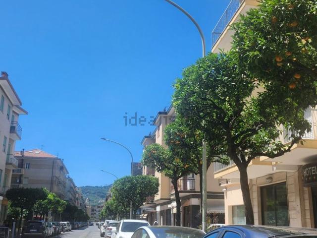 Appartamento in vendita di 75 m² in Viale J. F. Kennedy, 129