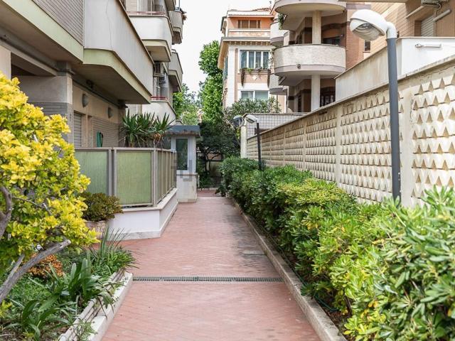 Appartamento in vendita di 76 m² in Lungomare Paolo Toscanelli