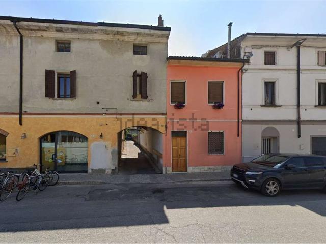 Appartamento in vendita di 76 m² in Piazza Giuseppe Garibaldi, 17
