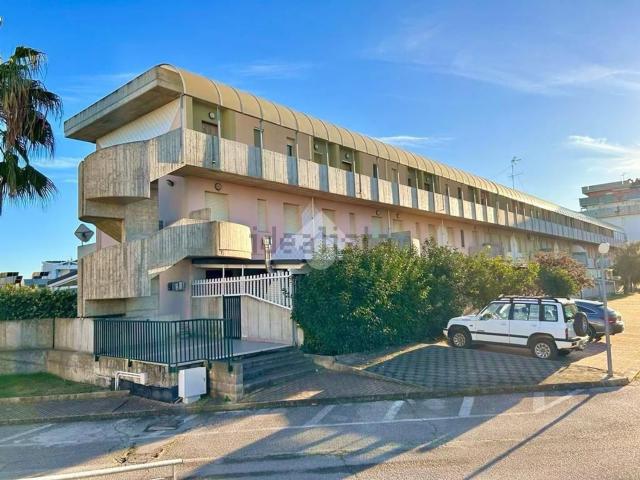 Appartamento in vendita di 76 m² in Strada Statale 16 Adriatica