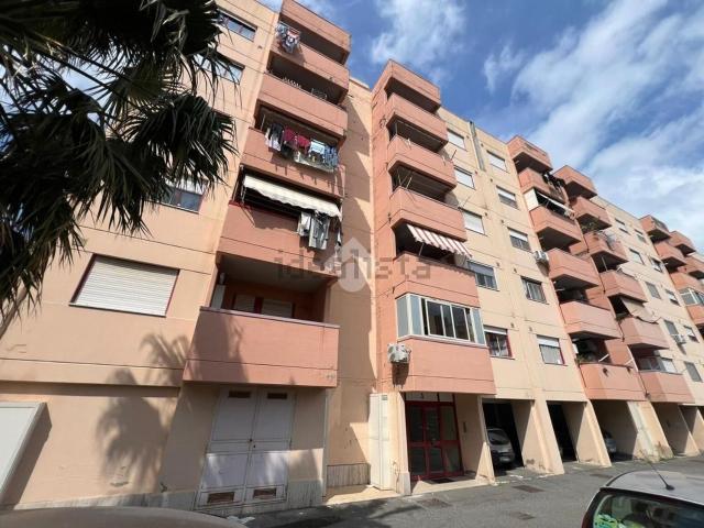 Appartamento in vendita di 76 m² in Via Trieste, 50