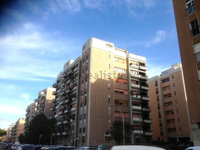 Appartamento in vendita di 76 m² in Via Vincenzo Cardarelli, 9