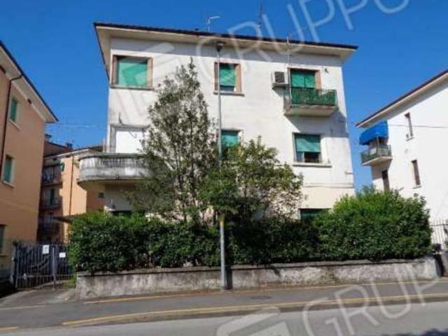 Appartamento in vendita di 76 m² in Via Volturno, 36