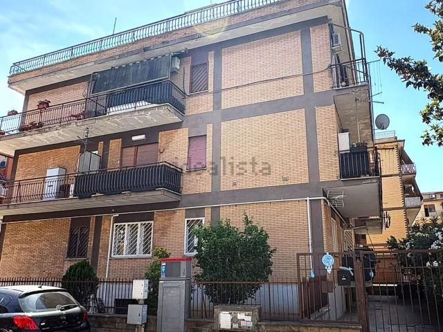 Appartamento in vendita di 76 m² in Via Achemenide