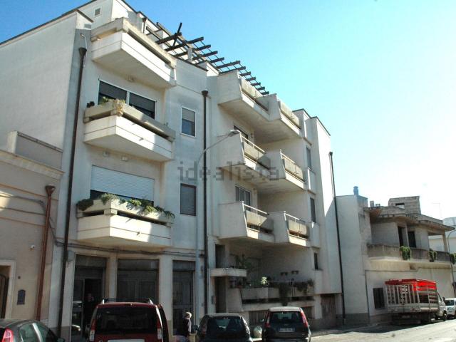 Appartamento in vendita di 76 m² in Via B.Croce, 115