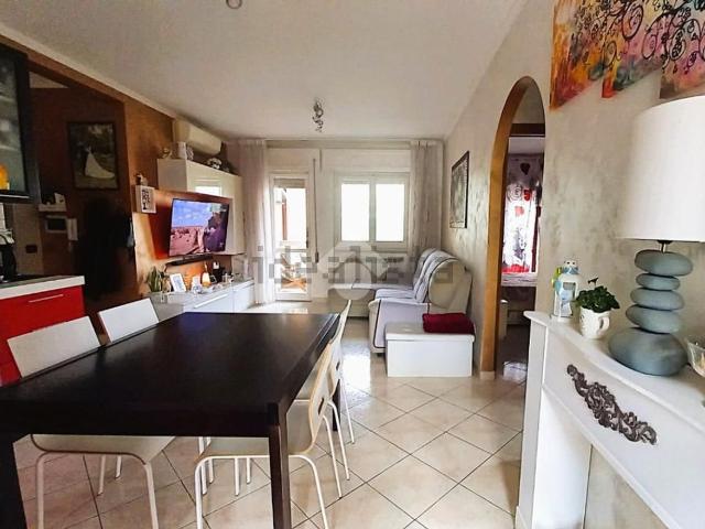 Appartamento in vendita di 76 m² in Via Bologna, 28
