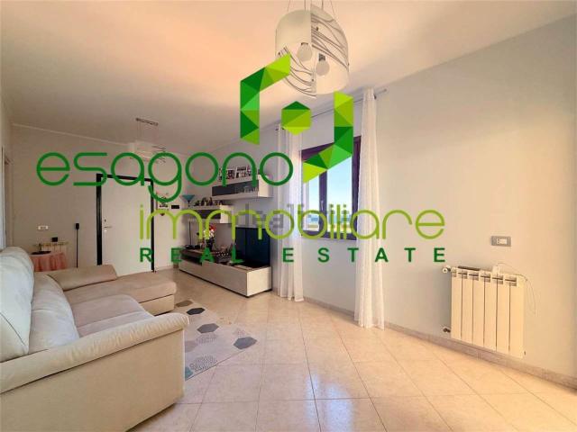 Appartamento in vendita di 76 m² in Via Cassaro